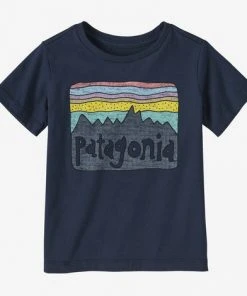 Patagonia Baby Regenerative Organic Certified™ Cotton Fitz Roy Skies T-Shirt - Spring 2022