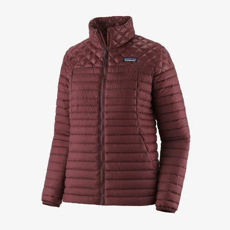 Patagonia Women's AlpLight Down Jacket - Spring 2022 4 Patagonia Women's AlpLight Down Jacket - Spring 2022