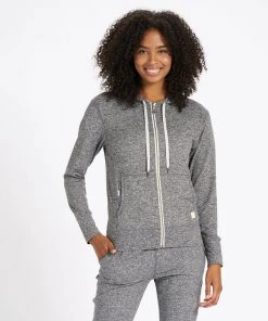 Vuori Women's Halo Performance Hoodie - Winter 2021/2022
