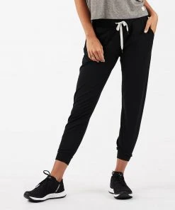 VUORI Women's Performance Jogger - Winter 2021/2022